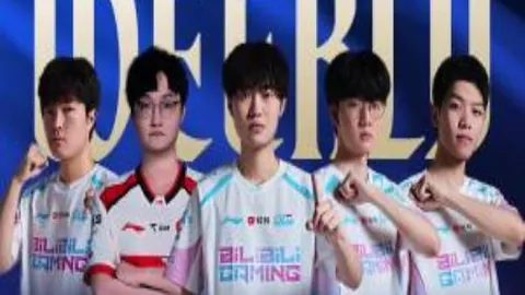 争议点球：阿尔瓦雷斯事件再掀二次触球规则讨论